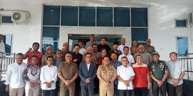 Pj Gubernur Bakal Evaluasi PAP Sejumlah Perusahaan Tambang di Sultra