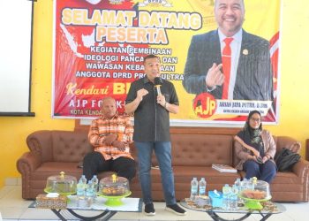 AJP Dukung Peningkatan Sarpras SMAN 10 Kendari