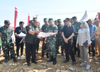 Jenderal Dudung Tinjau Lokasi Pembangunan Skuadron Penerbad di Kabupaten Konawe Utara