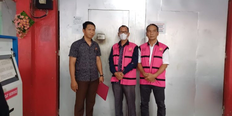 Kejari Tahan Kadis Damkar Kota Kendari dan Satu Kontraktor