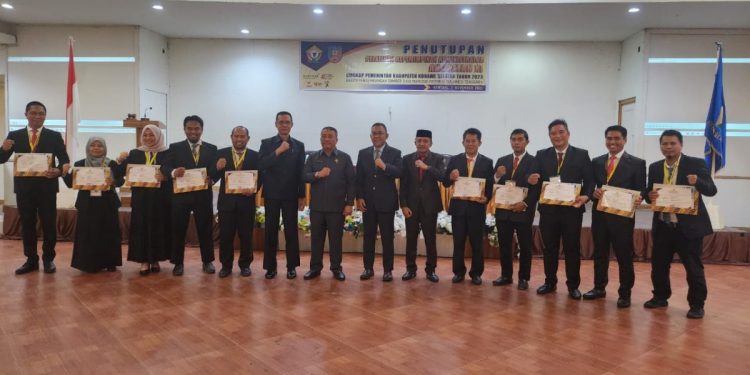 Tutup PKA Angkatan XI Kabupaten Konsel, Ini Pesan Kepala BPSDM Sultra