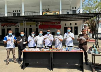 Kejari Konawe Musnahkan BB Paket Sabu Sebanyak 816 Gram