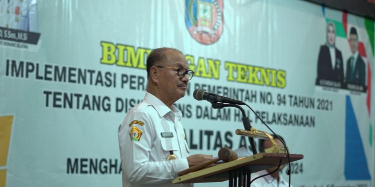 Bimtek Netralitas Bagi ASN, Bupati Surunuddin : Terbukti tak Netral Sanksi Menanti