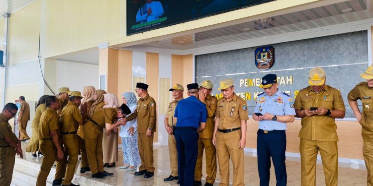 Bupati Konsel Merawat Silaturahmi Dengan Aparaturnya