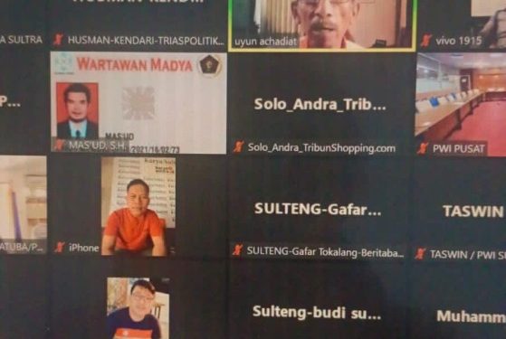 Puluhan Pewarta di Sultra Antusias Mengikuti Pembekalan UKW