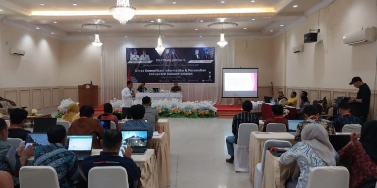 Diskominfo Konsel Gelar Pelatihan Jurnalis, Pesertanya Libatkan ASN, Aparat Desa dan Kelurahan
