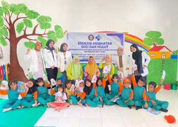 Mahasiswa Apoteker FF UHO Angkatan-XI Berikan Edukasi Kesehatan Gigi dan Mulut Bagi Anak Usia Dini