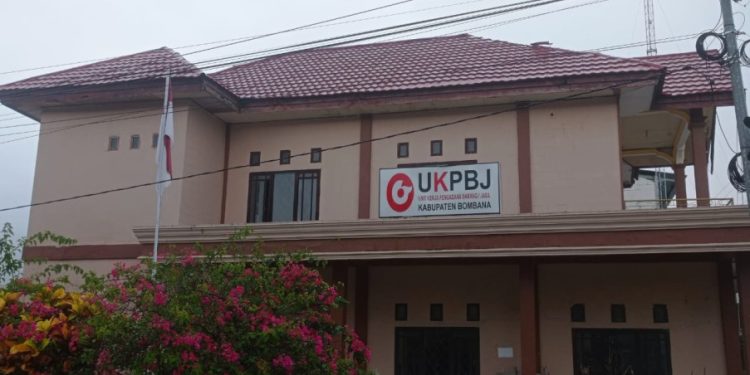 Dituding Bermain Curang Dalam Proses Tender, Kepala UKPBJ Bombana : Jangan Lewat Media, Laporkan Kita ke Polda