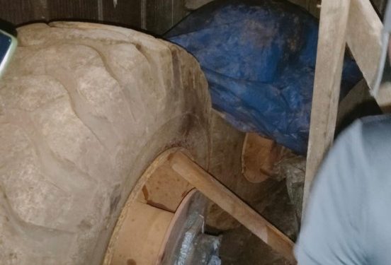 Viral Pencurian Loader di PT OSS Morosi, Pelaku Sisakan Ban