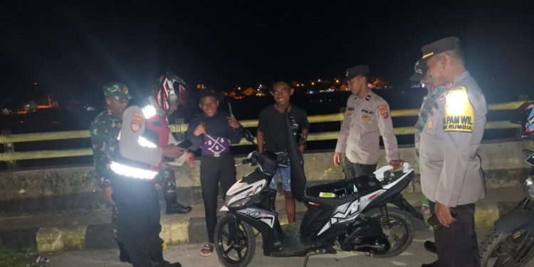 Polres dan Polsek se-Bombana Gelar KRYD Amankan Sejumlah Miras.