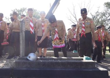 Peringati HUT Pramuka ke 63, Pemkot Kendari Ziarah ke TMP Watubangga