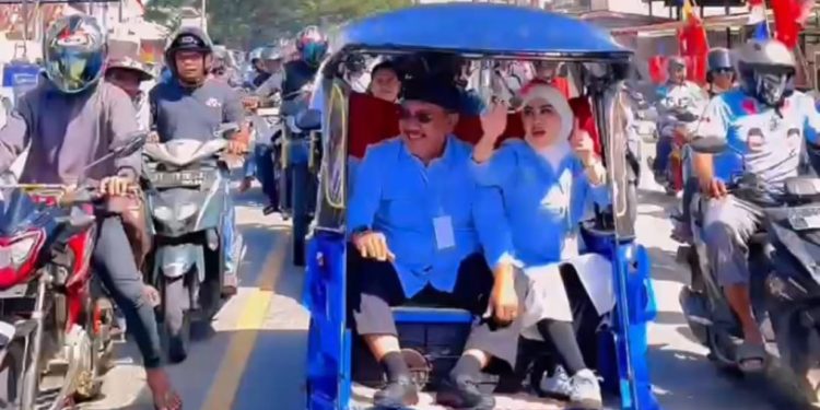 Paslon Bupati Buya Mendaftar di KPU Menggunakan Bentor, Burhanuddin : Ini Simbol Komitmen Mendekatkan Diri dengan Masyarakat