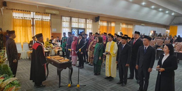 Tiga Caleg Terpilih Mundur, 32 Anggota DPRD Konsel Periode 2024-2029 Resmi Dilantik