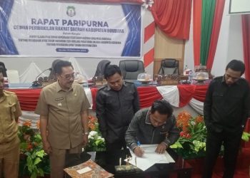 DPRD Setujui Raperda APBD-P Bombana Jadi Perda