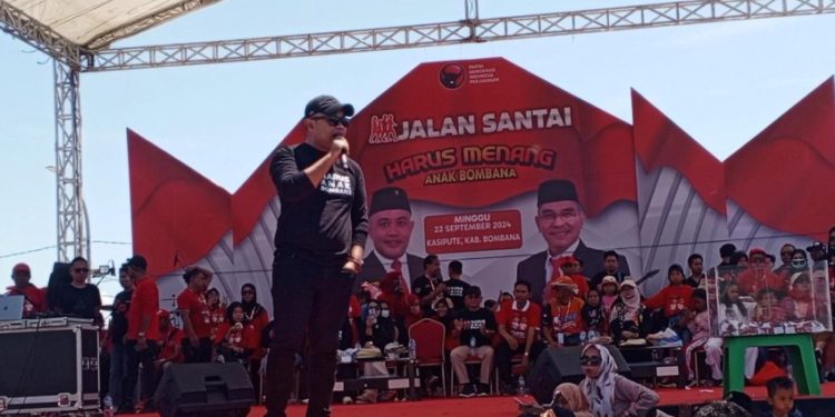 Gelar Jalan Santai, Pasangan Tagline Harus Menang Serukan Bombana Sedang Tidak Baik Baik Saja