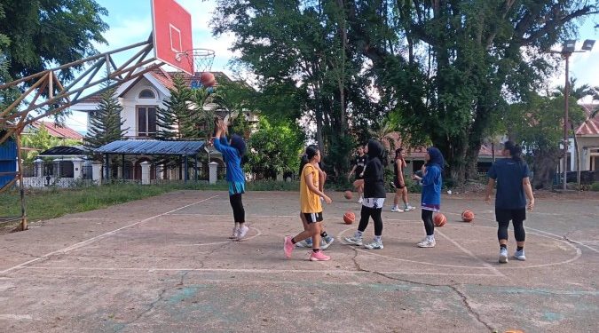 Tim Basket Putri Sultra Optimis Juara di Laga Pra Popnas Zona IV