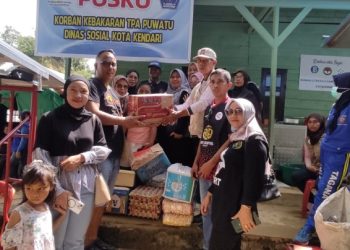 PWI Bantu Ringankan Beban Korban Kebakaran di Kelurahan Puuwatu