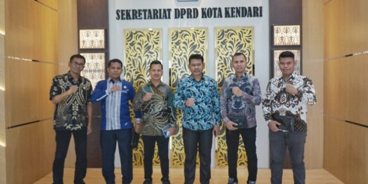 DPRD Kota Kendari dan Dewan Buteng Berbagi Informasi Penyusunan Raperda Pengendalian Minuman Beralkohol