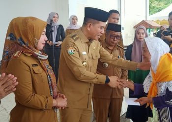 Bupati Irham Kalenggo Lepas 73 JCH, Titip Doa untuk Daerah di Tanah Suci