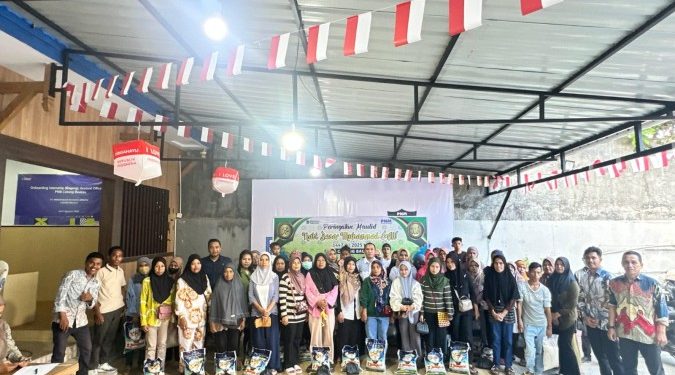 PNM Peduli Tebar Keberkahan Maulid Nabi Lewat 100 Paket Gizi di Baubau