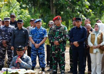 Dibuka dengan Prosesi Adat Tolaki, Patok Pembangunan Grup 5 Kopassus Ditancap di Konsel