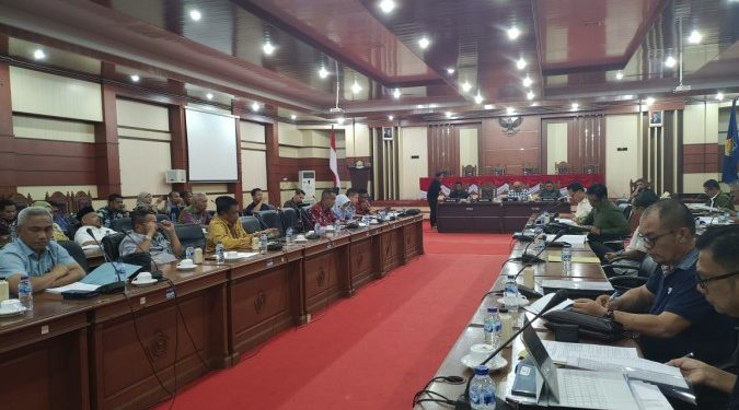 DPRD Sultra Soroti Bapenda Terkait Proyeksi Target PAD 2026 Anjlok