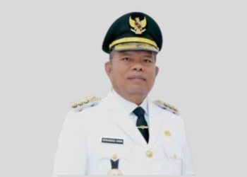 Diduga Gunakan Ijazah Palsu, Bupati Busel Diadukan di Mabes Polri