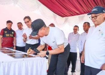 Gubernur Andi Sumangerukka Dampingi Mendikdasmen Resmikan Program Revitalisasi Ratusan Sekolah di Sultra