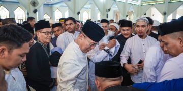 Momentum Idul Fitri, Gubernur Ajak Masyarakat Sultra Perkuat Silaturahmi dan Sinergi Membangun Daerah