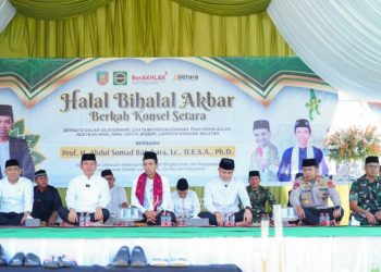 Pemkab Konsel Bersama Warga Merajut Silaturahmi Bersama Ustadz Abdul Samad