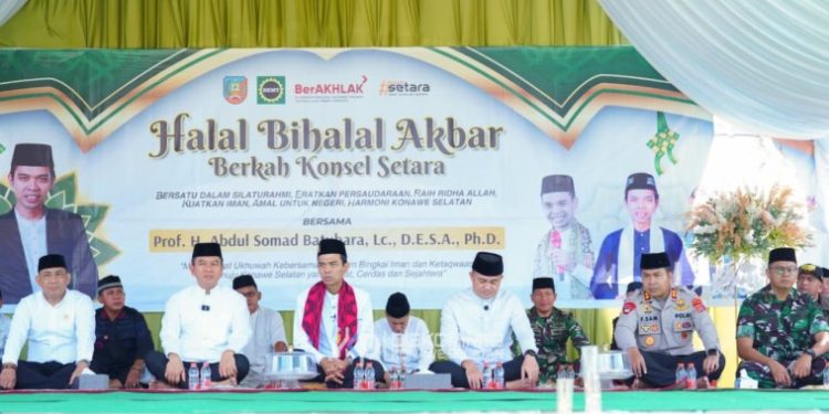 Pemkab Konsel Bersama Warga Merajut Silaturahmi Bersama Ustadz Abdul Samad