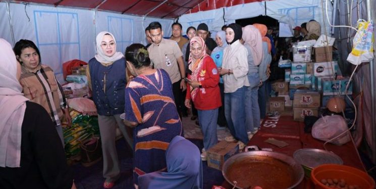 Siska Karina Imran Tinjau Banjir Kali Wanggu, Pastikan Bantuan dan Pompa Air Optimal
