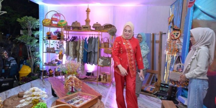 Walikota Kendari Apresiasi Pameran Produk Lokal Pada Momentum HUT Sultra