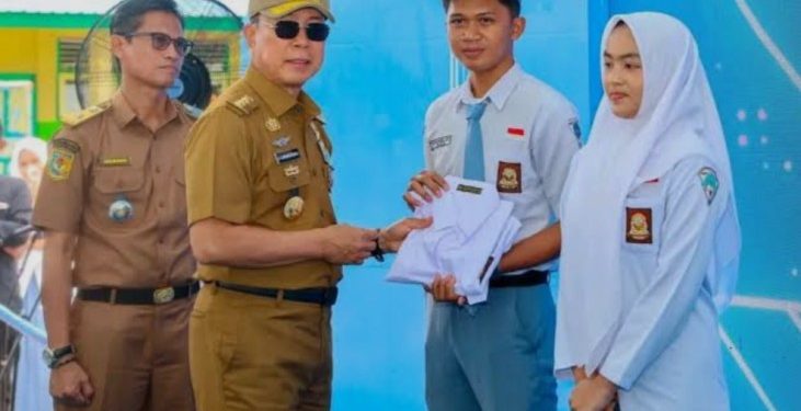 Gubernur Sultra Andi Sumangerukka Komitmen Perkuat Sektor Pendidikan