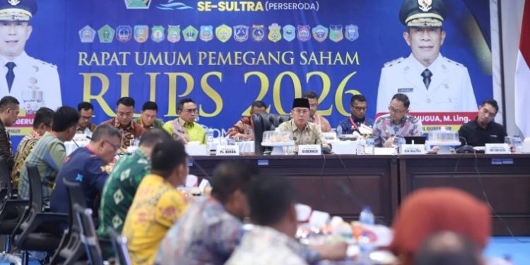 Gubernur Sultra Pimpin RUPS PT. BPR Bahteramas