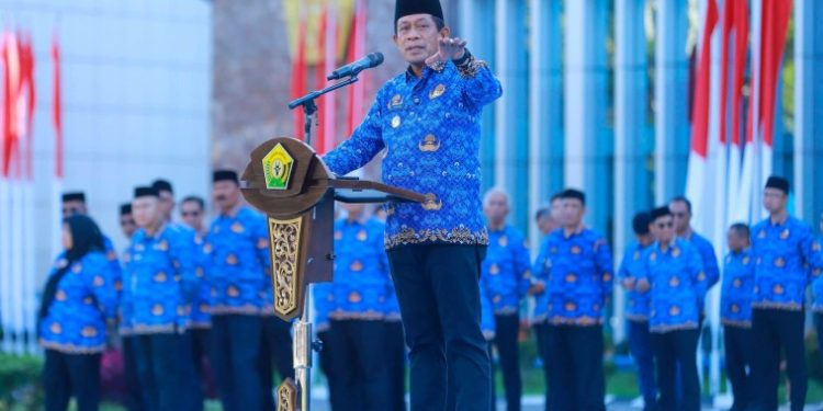 Pimpin Upacara HKN, Wagub Sultra Beri Pesan Soal Tugas dan Kesadaran ASN