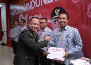 Kelurahan Watubangga Raih Penghargaan Kategori Pengelolaan Bank Sampah