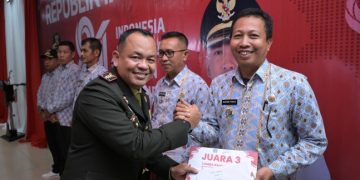 Kelurahan Watubangga Raih Penghargaan Kategori Pengelolaan Bank Sampah