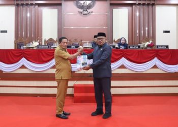 Ekonomi Sultra Tumbuh 6,23 Persen, KUA-PPAS 2027 Resmi Diserahkan ke DPRD